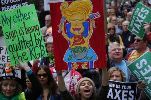 US-POLITICS-TRUMP-TAX-PROTEST