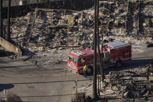 ¿Se debe paga hipoteca o alquiler si la vivienda fue afectada por incendios en Los Ángeles?