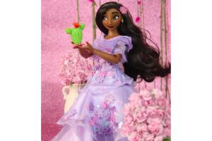 Guto Collector: Muñecas recrean escenas de películas Disney