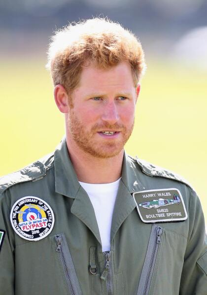 Harry celebró sus 31 años el 15 de septiembre con nuevo look.