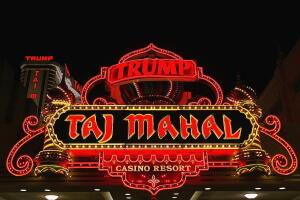 Trump Hotel And Casinos Doubles First Quarter Losses