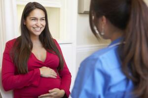 menstruar-na-gravidez-e-normal-2.jpg