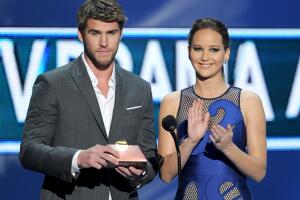 liam-hemsworth-jennifer-lawrence-1.jpg
