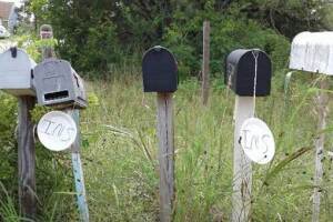 Investigan mensajes antiinmigrantes que aparecieron en un condado hispano en el centro de Texas