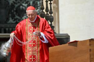 VATICAN-RELIGION-POPE-FUNERAL