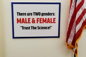 EvB4hhUVgAANZFm.jfif