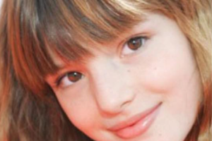 bella-thorne-.png