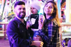 En fotos: Alejandra Espinoza de paseo por Santa Mónica con Matteo