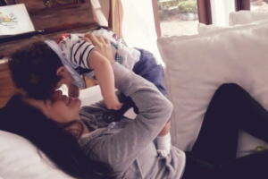 Danna García y su hijo