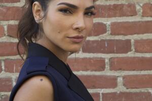 Los looks de Alejandra Espinoza en La Reina de la Canción