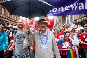 ian-mckellen-activista-lgbt.jpg