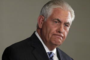TILLERSON DESMIENTE SU RENUNCIA COMO SECRETARIO DE ESTADO EN RUEDA DE PRENSA