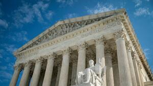 La Corte Suprema acabó definitivamente con el intento de Trump de seguir desafiando el triunfo de Biden