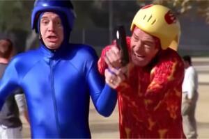 Hal aprende caminata - Escenas de Bryan Cranston en Malcolm in the Middle.jpg