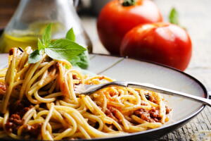 macarrao-prato-tomate.jpg