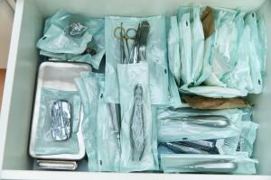 Sterile sealed dental instruments