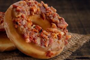 Dona Maple tocino Krispy Kreme