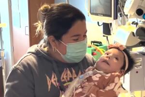 Flor Torres Irina Casillas bebé primera vez mamá hispana condición cardiaca San Antonio texas