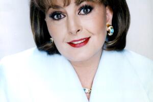 Talina Fernández vestida de blanco