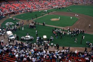 Crowds in Candlestick Park after the earthquake 