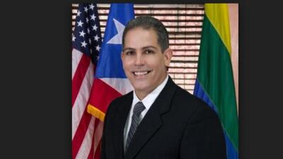 Suspenden A Alcalde De Corozal Por Pavimentar Un Camino Que Conduce A Su Casa Noticias Univision Justicia Univision See more of bandera de puerto rico on facebook. suspenden a alcalde de corozal por