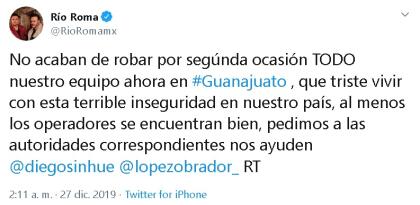 "Nos acaban de
<b>robar por segunda ocasión</b> todo nuestro equipo, ahora en Guanajuato. Qué triste vivir con esta terrible inseguridad en nuestro país".
<br>