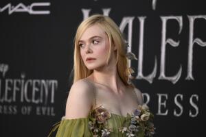 elle_fanning_malefica.jpg