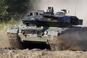 AP EXPLICA-TANQUES LEOPARD