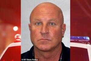 Sentencian a 63 años de prisión a exdirector de primaria en NY