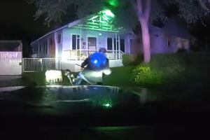 San Antonio SAPD tiroteo policial Andrew Davila Hammond Avenue video camara corporal