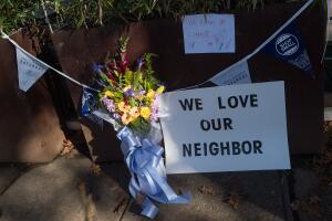 US-POLITICS-MEDIA-ATTACKS-RESTAURANT