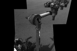 NASA Curiosity Rover Extends Arm