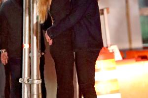 PREMIUM EXC Liam Hemsworth, Maddison Brown