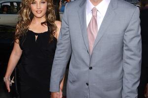 Lisa Marie Presley y Nicolas Cage (1).jpg