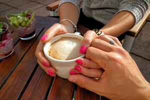 coffee-1878750_1920.jpg