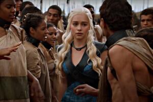 emilia clarke game of thrones.jpg