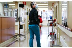 aumento pacientes covid-19 hospitales sur Florida