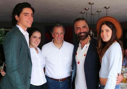 Otra Hija De Alejandro Fernandez Tambien Se Lanza Como Cantante