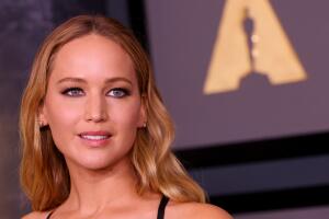 Jennifer Lawrence Grosby.jpg