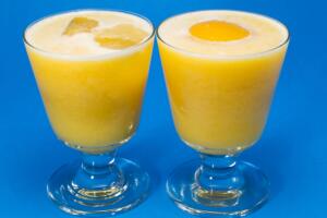 batido de naranja y huevo.jpg