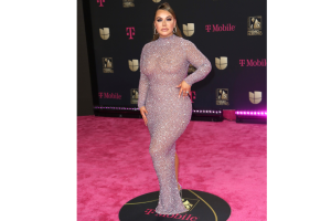 chiquis-rivera-outfit-premios-lo-nuestro-2020.png