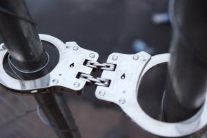 Jahara William Byfield, de 23 años, residente de Sunrise, Florida, era un soldado del Ejército de EEUU estacionado en Fort Huachuca, Arizona, para recibir entrenamiento cuando fue arrestado el 28 de agosto de 2020.