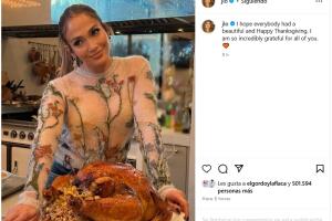 JLo se presumió sola en Thanksgiving.
