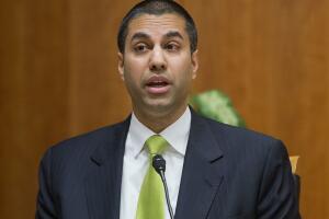 El comisionado de la Comisión Federal de las Comunicaciones, Ajit Pai, en una foto de archivo.