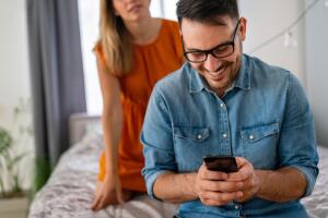 Celular WhatsApp Grosby (7).jpg