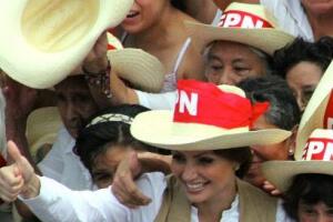 Angélica Rivera y Enrique Peña Nieto