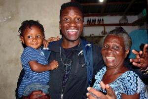 Jimmy AMIsiAL y su bebé.jpg