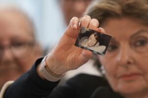 Gloria Allred, familiar de Jessica Taylor