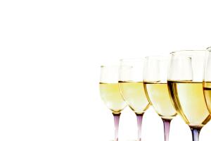 Tragos con vino blanco.jpg