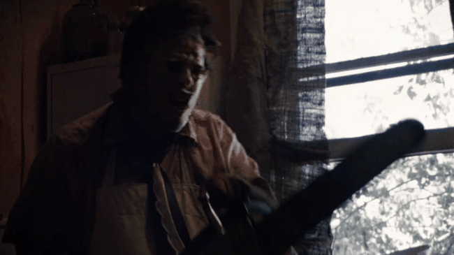 texas-chainsaw-massacre-2.gif